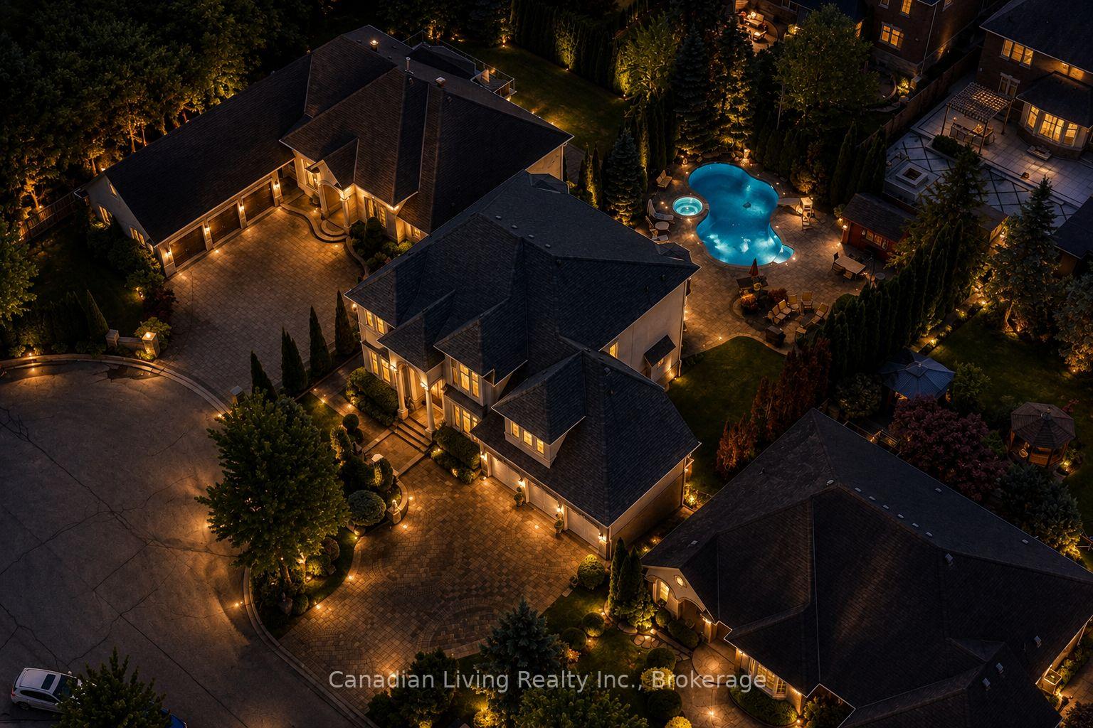 Photo 6 of 63 mapledown Way N, Vaughan, Rural Vaughan — HOMEH