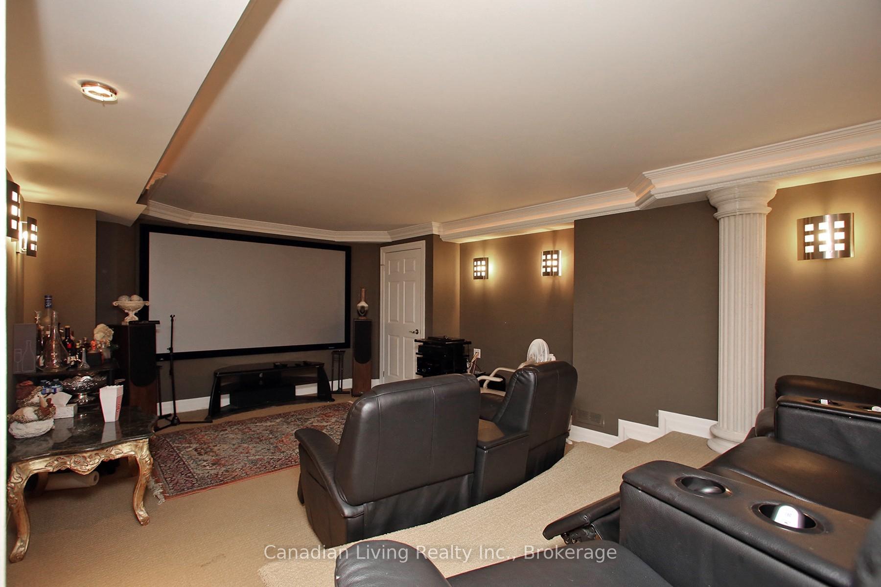 Photo 38 of 63 mapledown Way N, Vaughan, Rural Vaughan — HOMEH