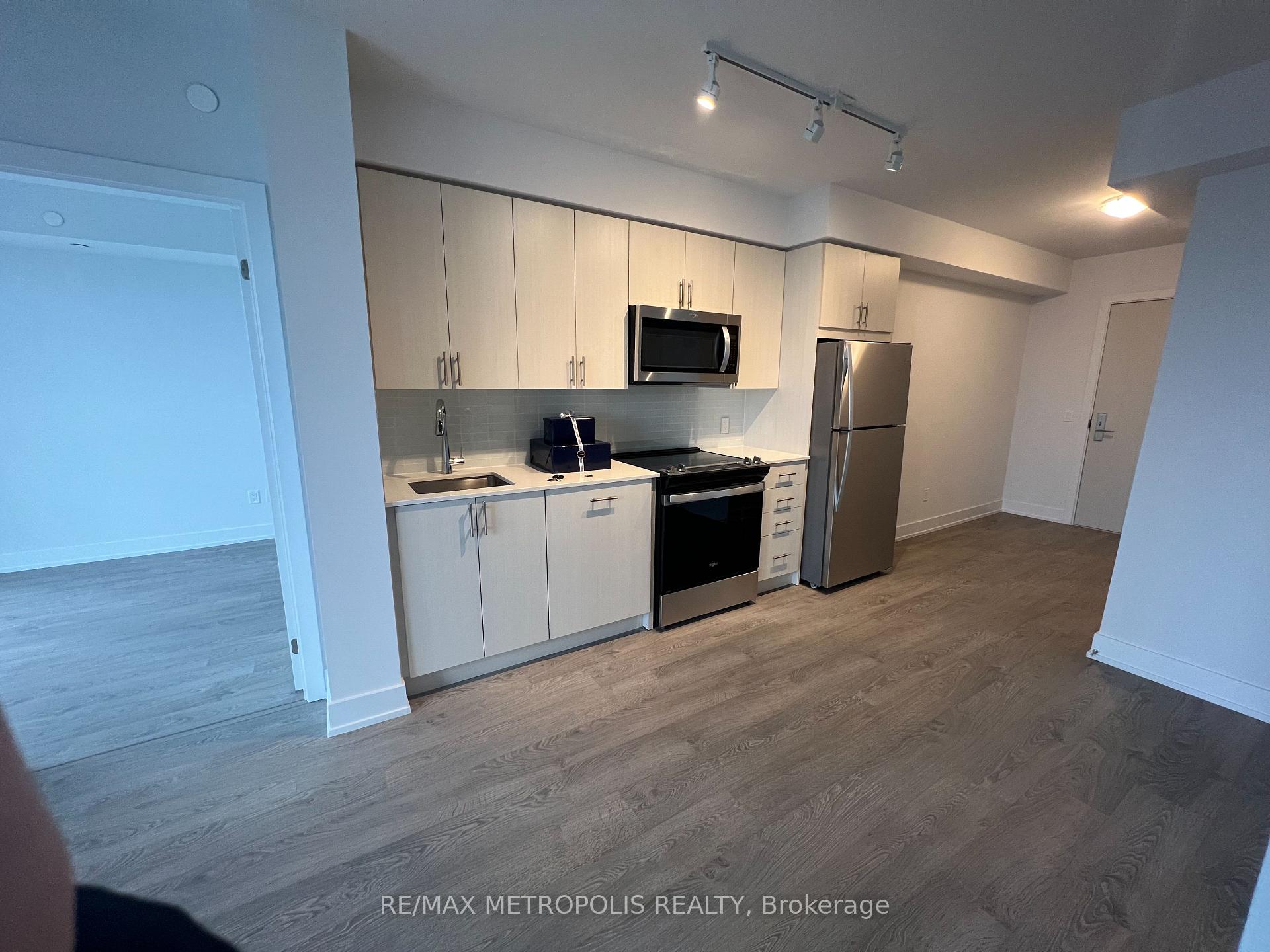 Front of Unit 2404, 2550 Simcoe Street N