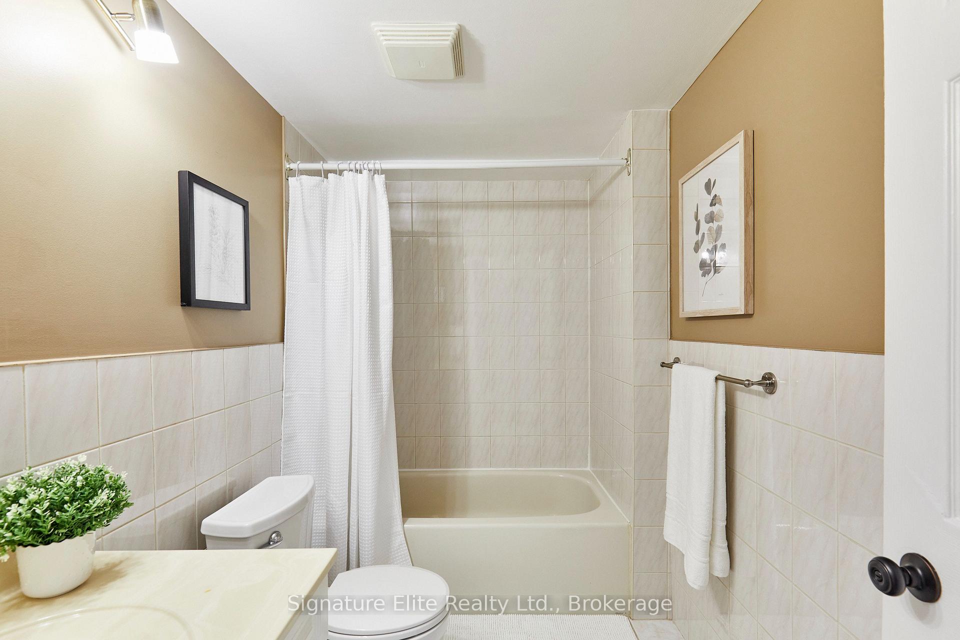 Photo 43 of 316 Burrows Hall Boulevard, Scarborough, Malvern — HOMEH