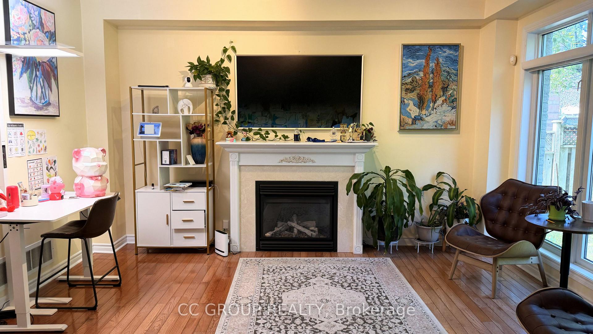 Photo 8 of 91 Whitburn Street, Whitby, Williamsburg — HOMEH