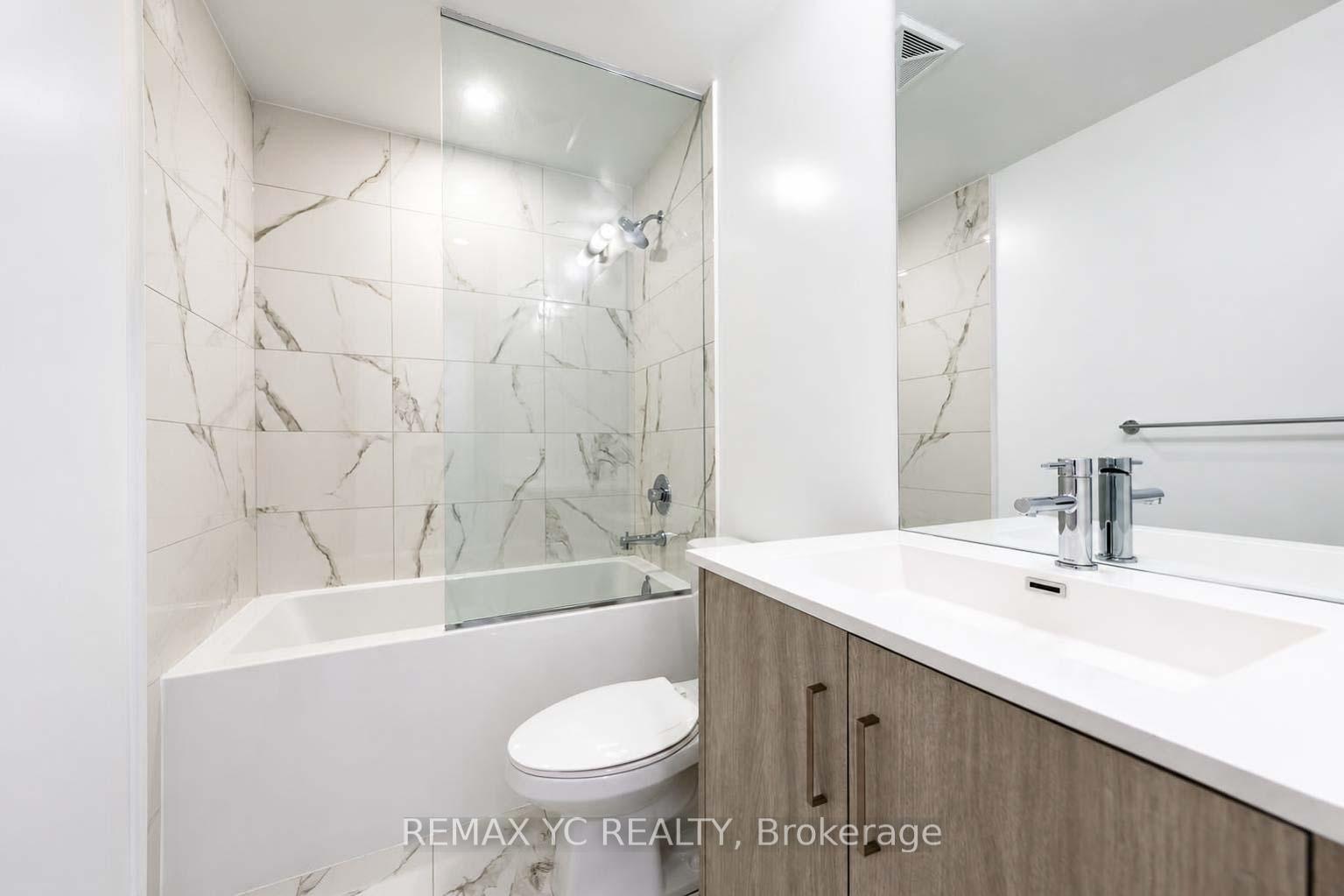 Photo 21 of Unit 3303, 180 Front Street E, Toronto, Moss Park — HOMEH