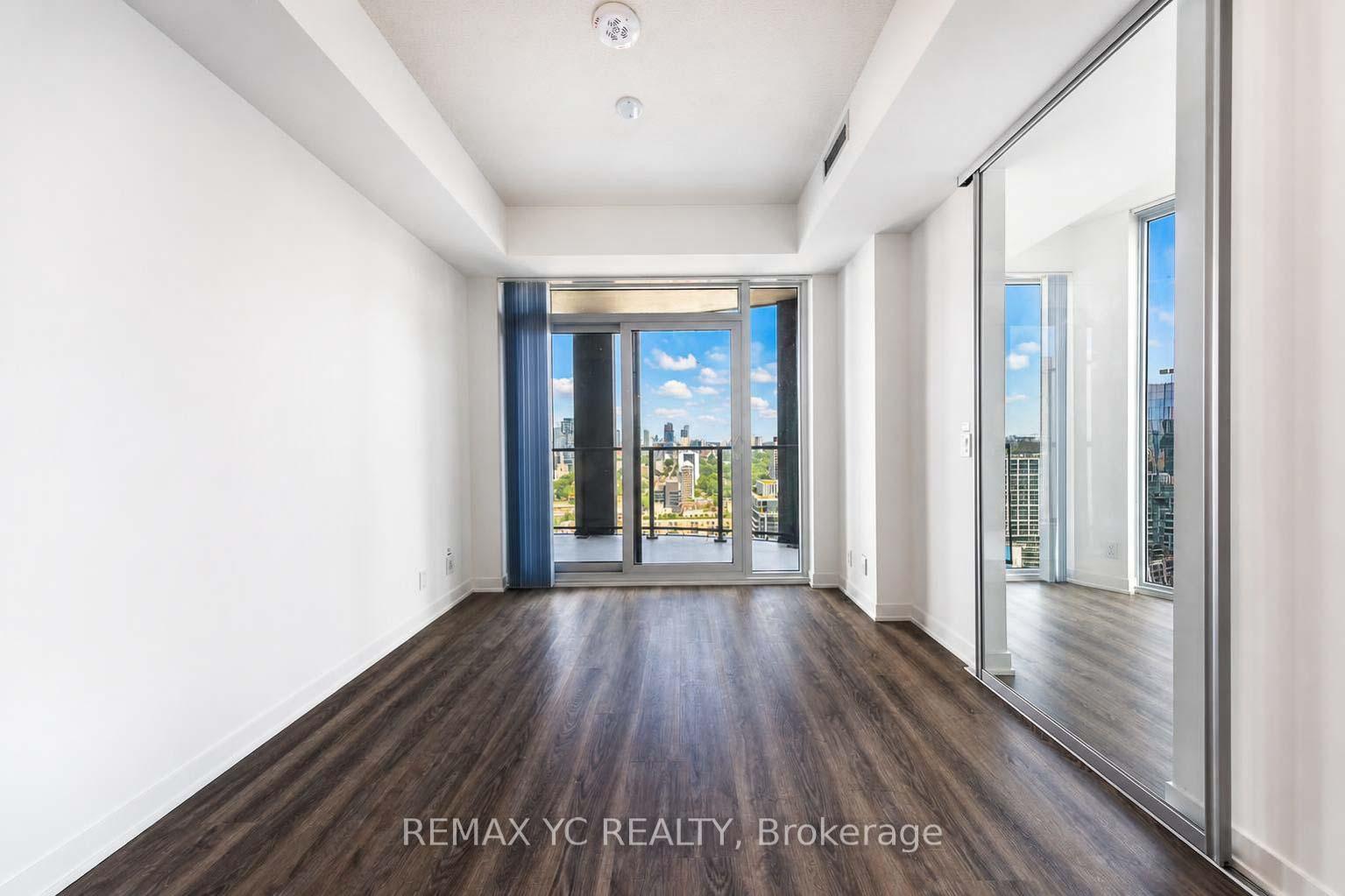 Photo 8 of Unit 3303, 180 Front Street E, Toronto, Moss Park — HOMEH