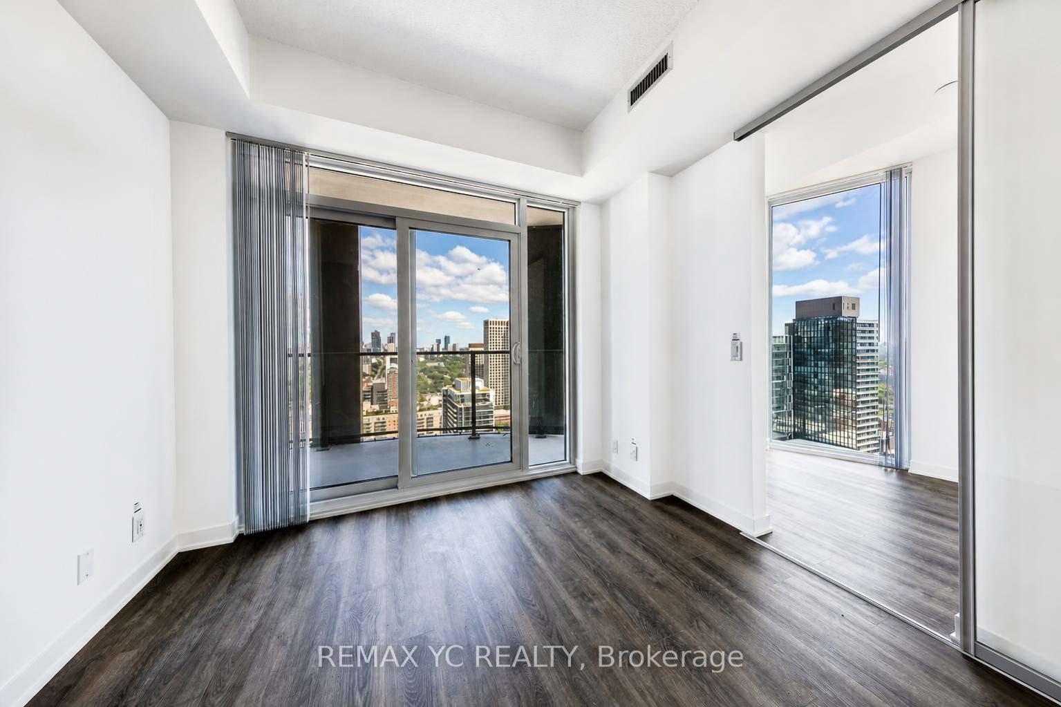 Photo 9 of Unit 3303, 180 Front Street E, Toronto, Moss Park — HOMEH