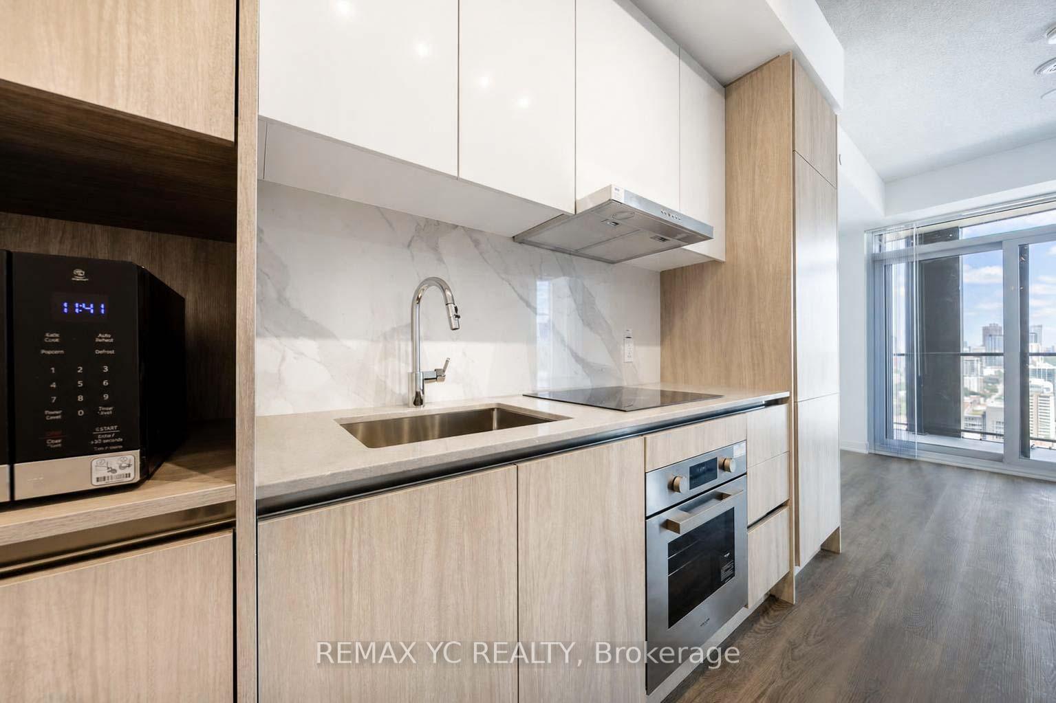 Photo 15 of Unit 3303, 180 Front Street E, Toronto, Moss Park — HOMEH