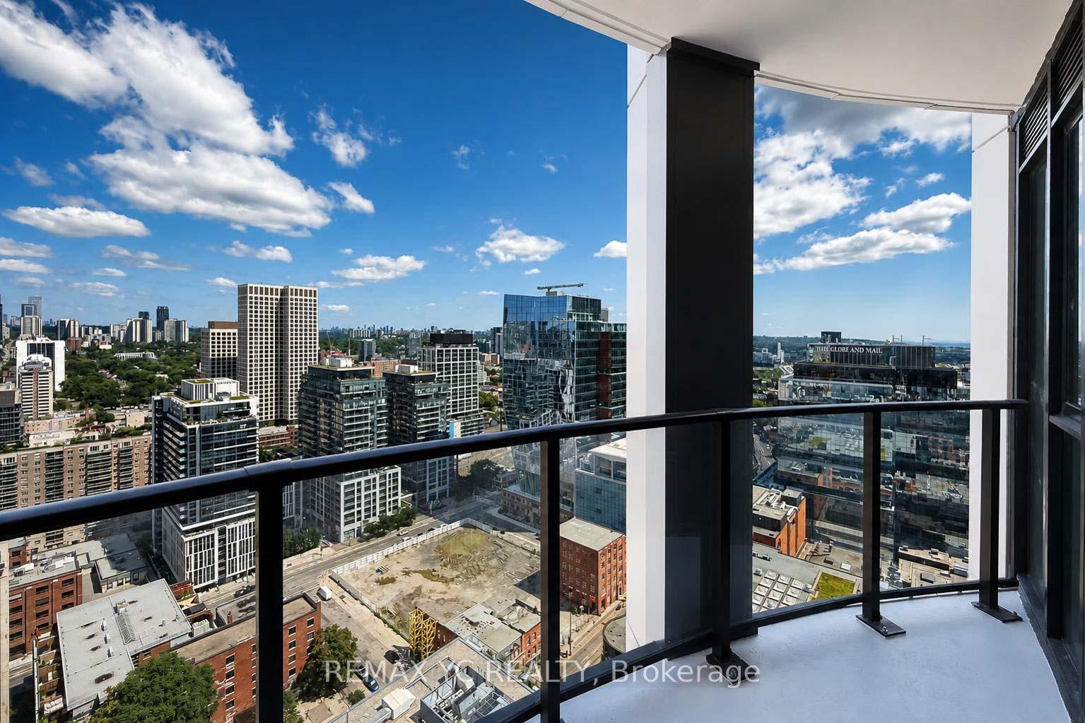 Photo 25 of Unit 3303, 180 Front Street E, Toronto, Moss Park — HOMEH