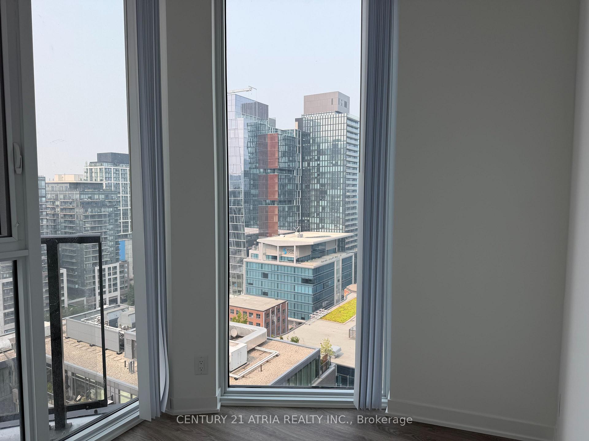 Photo 8 of Unit 2303, 180 Front Street E, Toronto, Moss Park — HOMEH