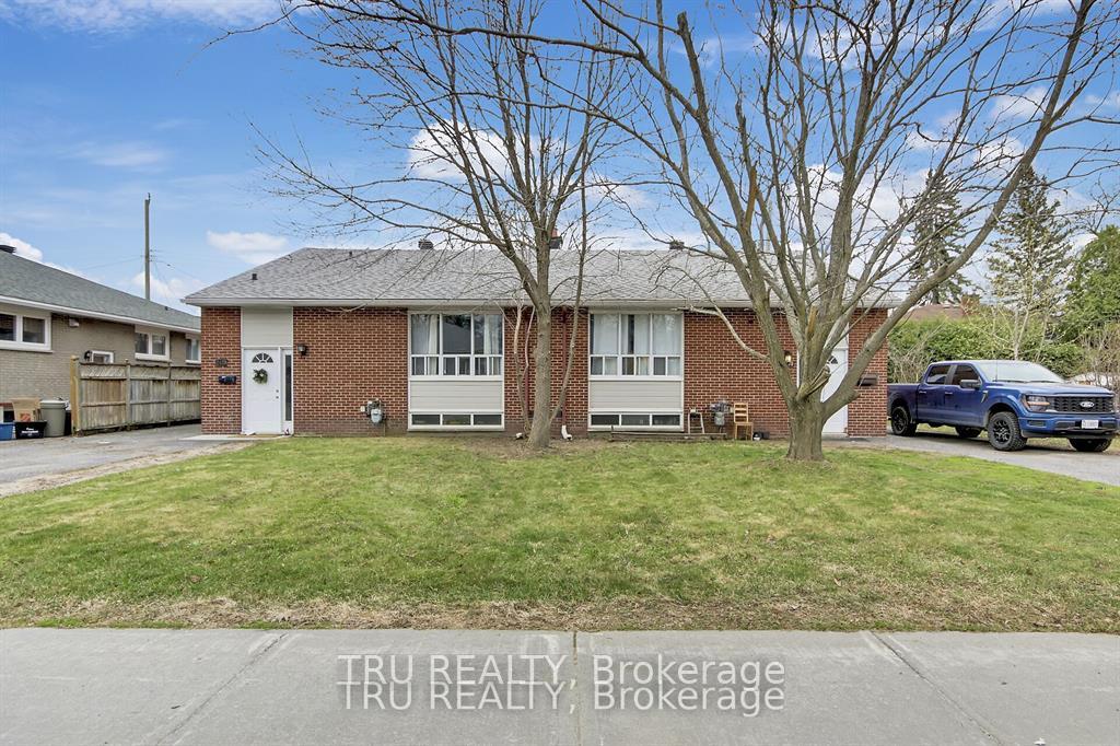 Photo 6 of 2428-2430 Iris Street, Ottawa, Parkway Park — HOMEH