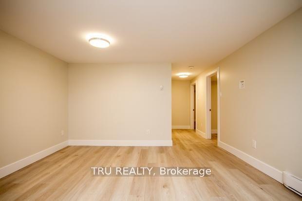 Photo 46 of 2428-2430 Iris Street, Ottawa, Parkway Park — HOMEH