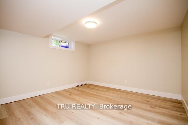 Photo 48 of 2428-2430 Iris Street, Ottawa, Parkway Park — HOMEH