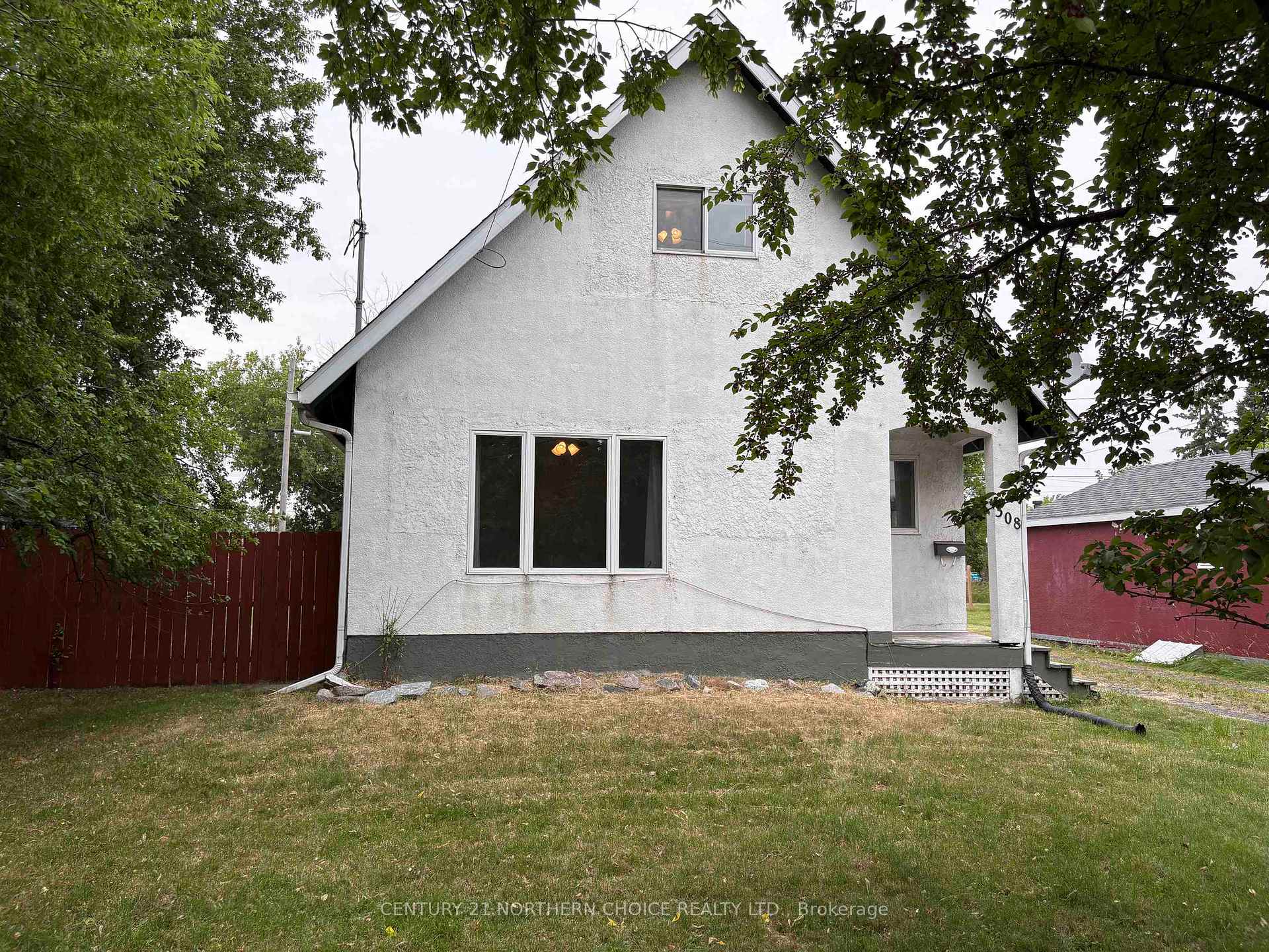 Photo 1 of 308 Third Street W, Fort Frances — HOMEH