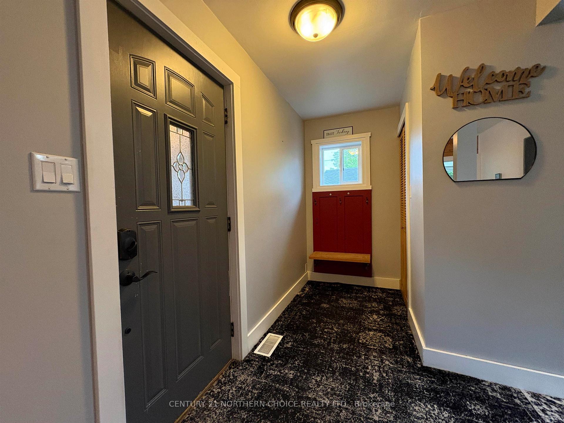 Photo 7 of 308 Third Street W, Fort Frances — HOMEH
