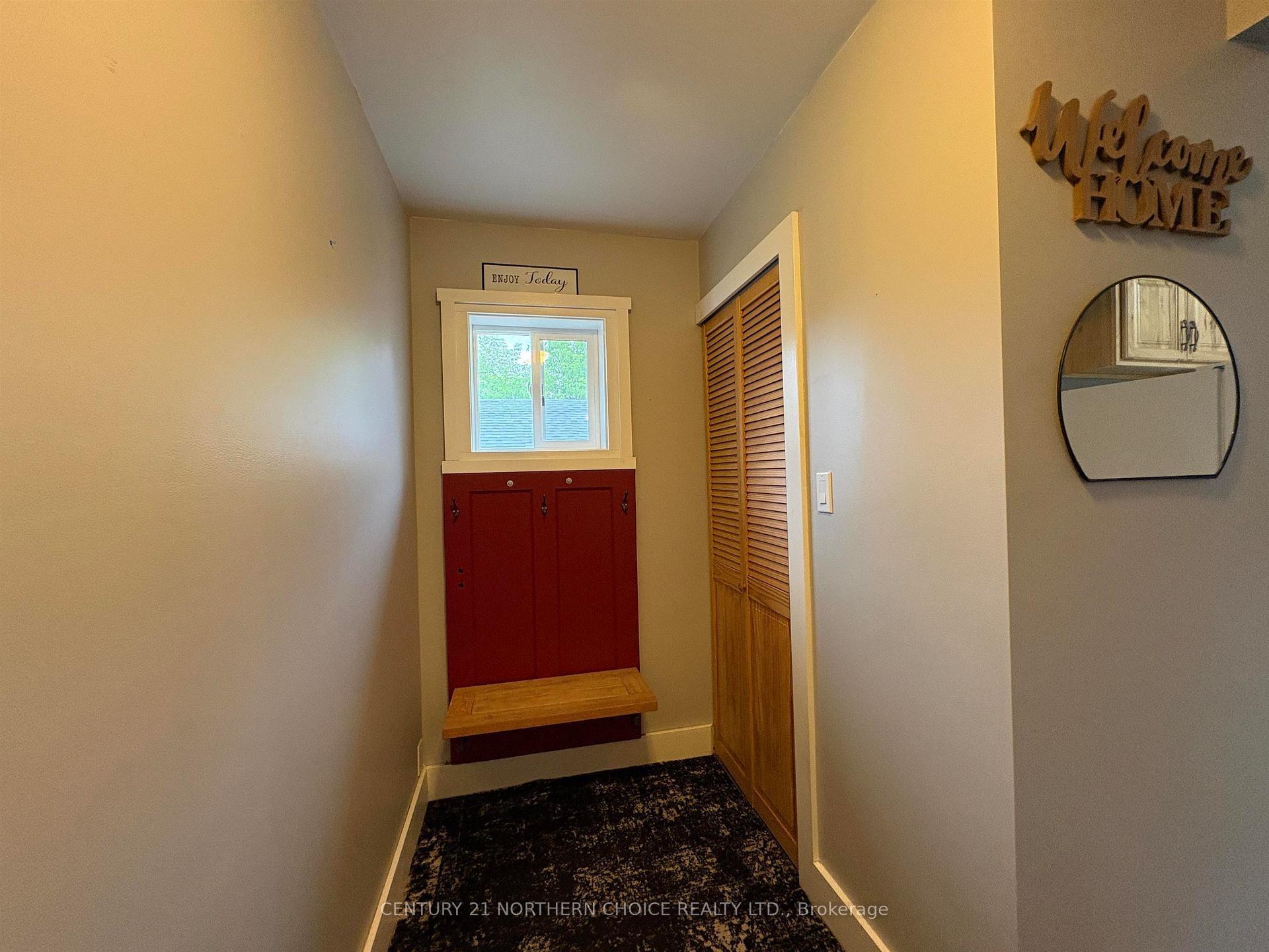 Photo 8 of 308 Third Street W, Fort Frances — HOMEH