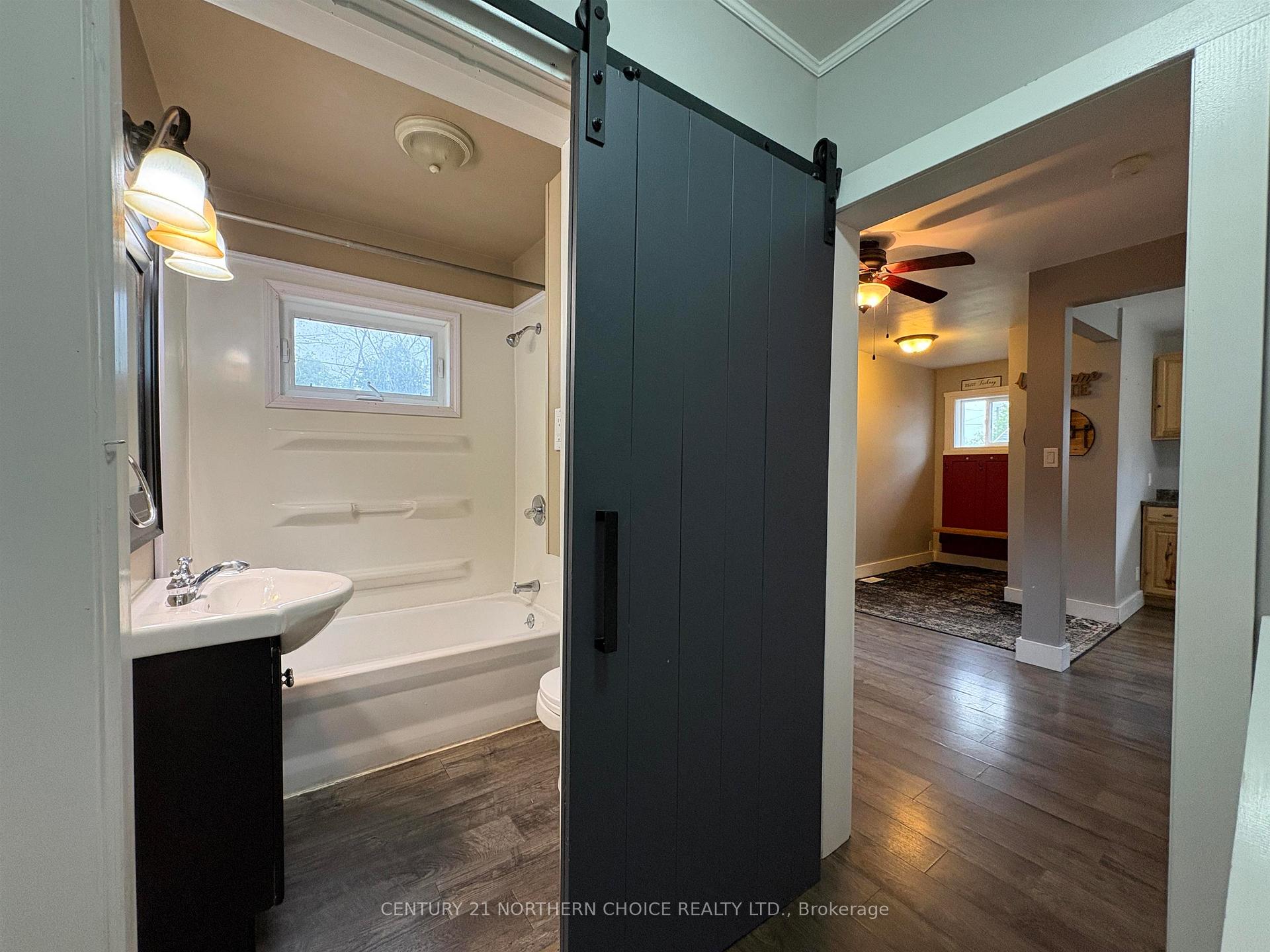 Photo 19 of 308 Third Street W, Fort Frances — HOMEH