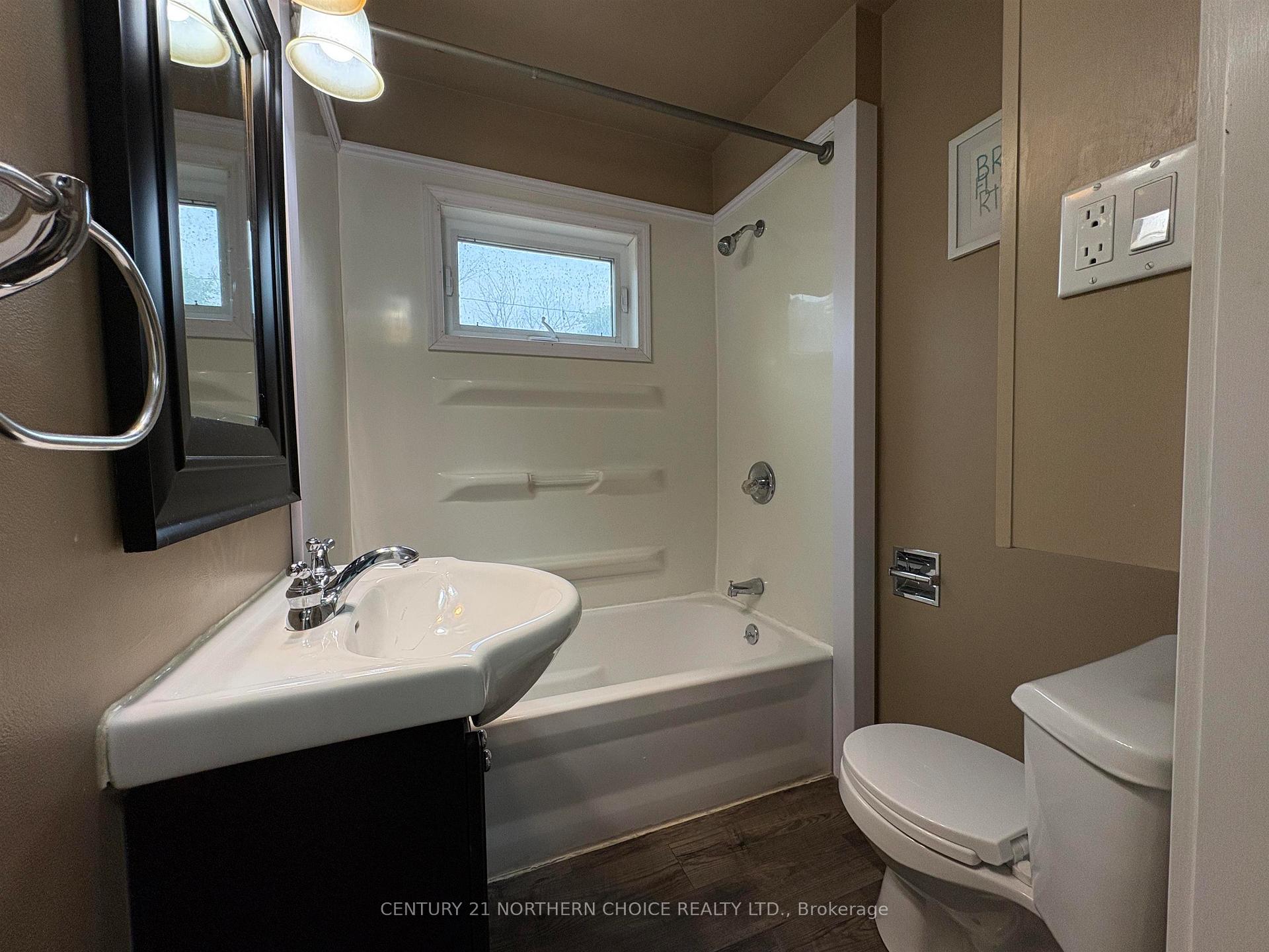 Photo 20 of 308 Third Street W, Fort Frances — HOMEH