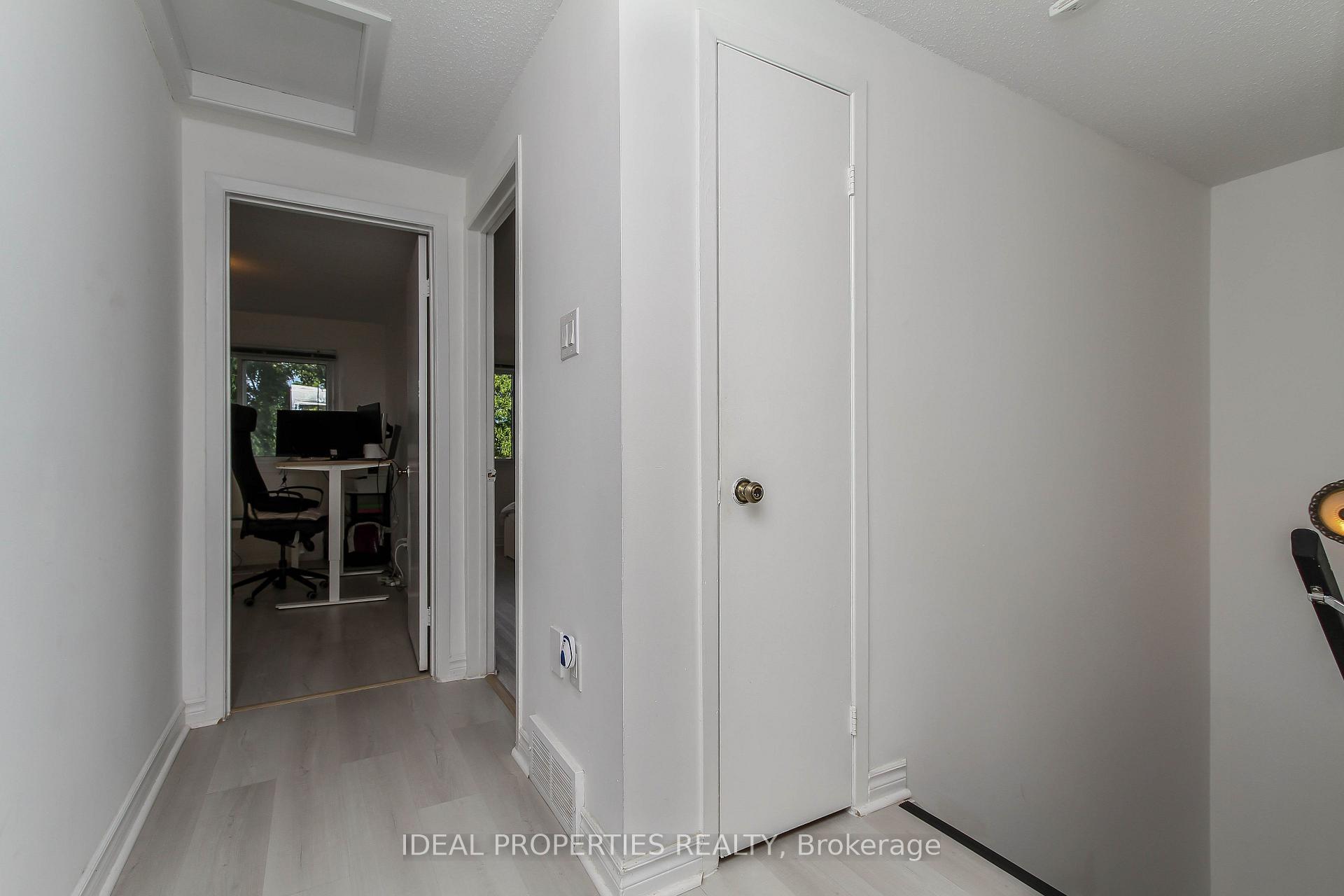 Photo 18 of Unit 26, 2415 Southvale Crescent, Ottawa, Sheffield Glen/Industrial Park — HOMEH