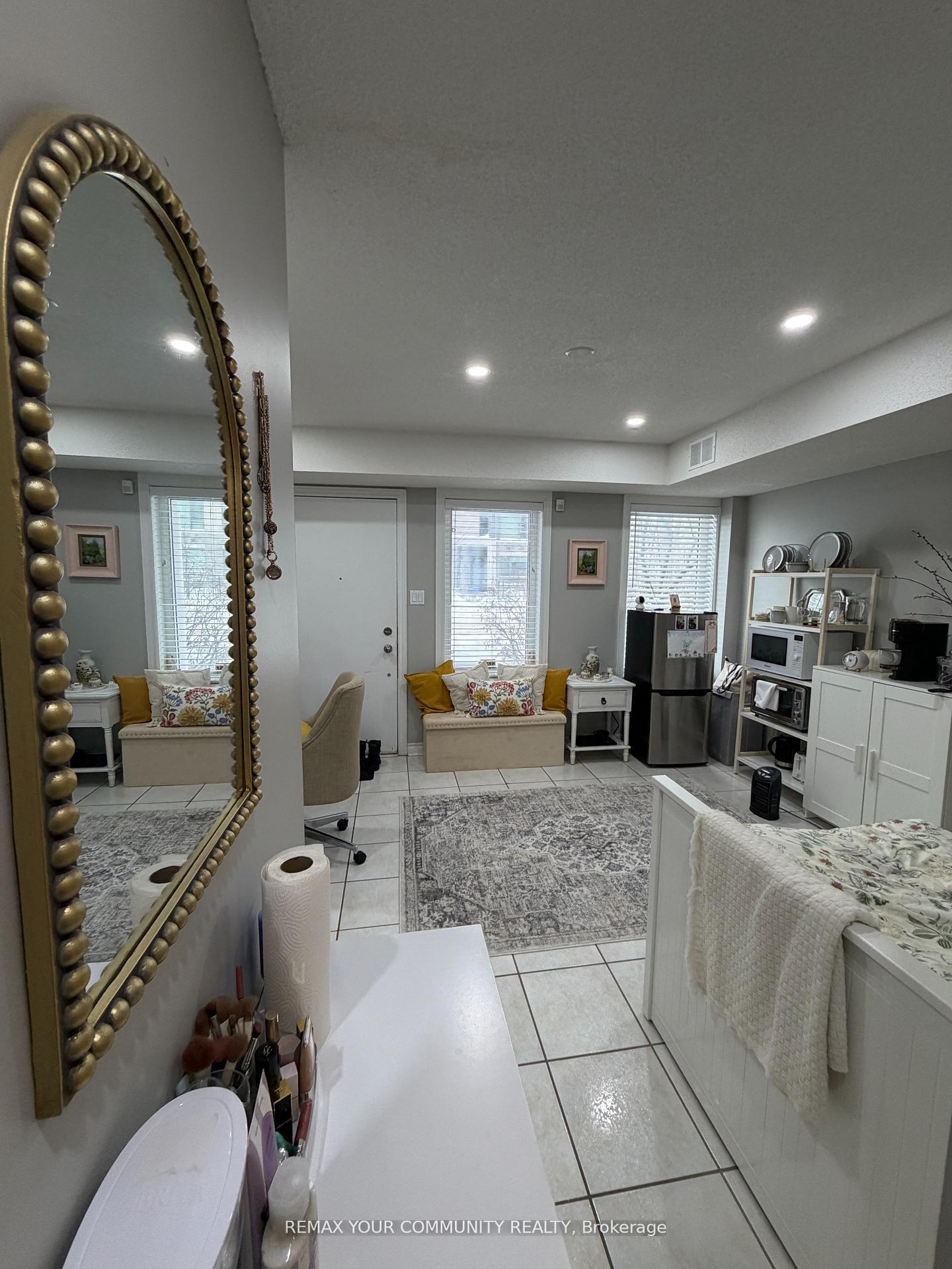 Photo 5 of Unit Main, 320 South Park Road, Markham, Commerce Valley — HOMEH