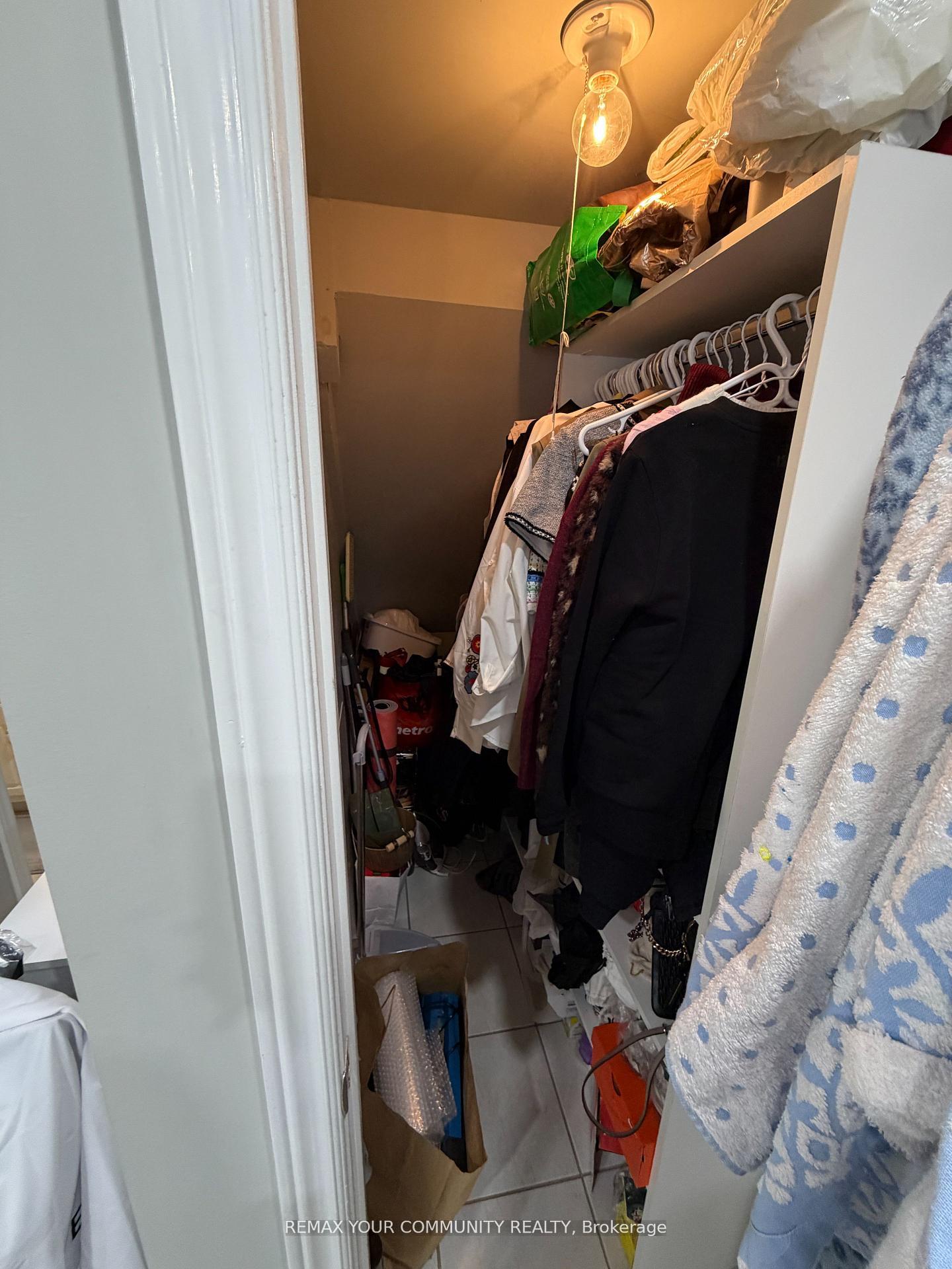 Photo 6 of Unit Main, 320 South Park Road, Markham, Commerce Valley — HOMEH