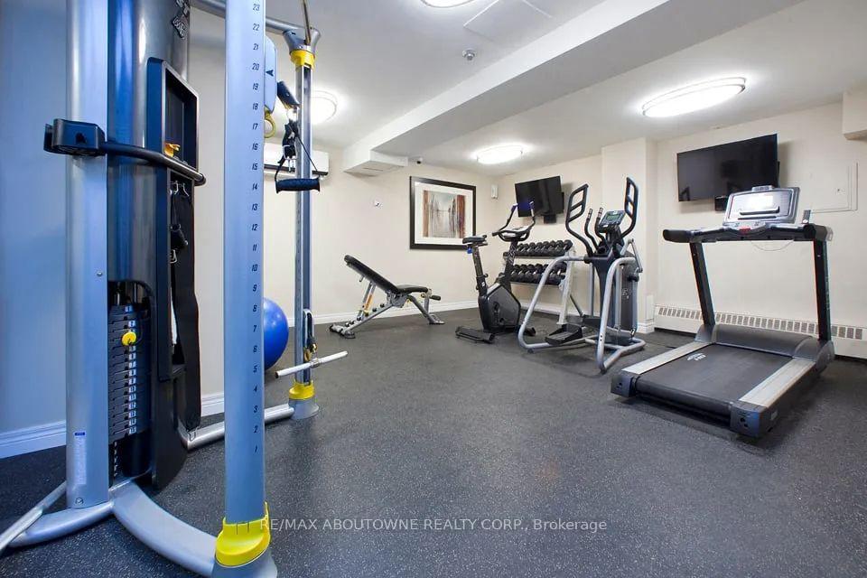 Photo 6 of Unit 1003, 60 Park Avenue, Halton Hills, Georgetown — HOMEH