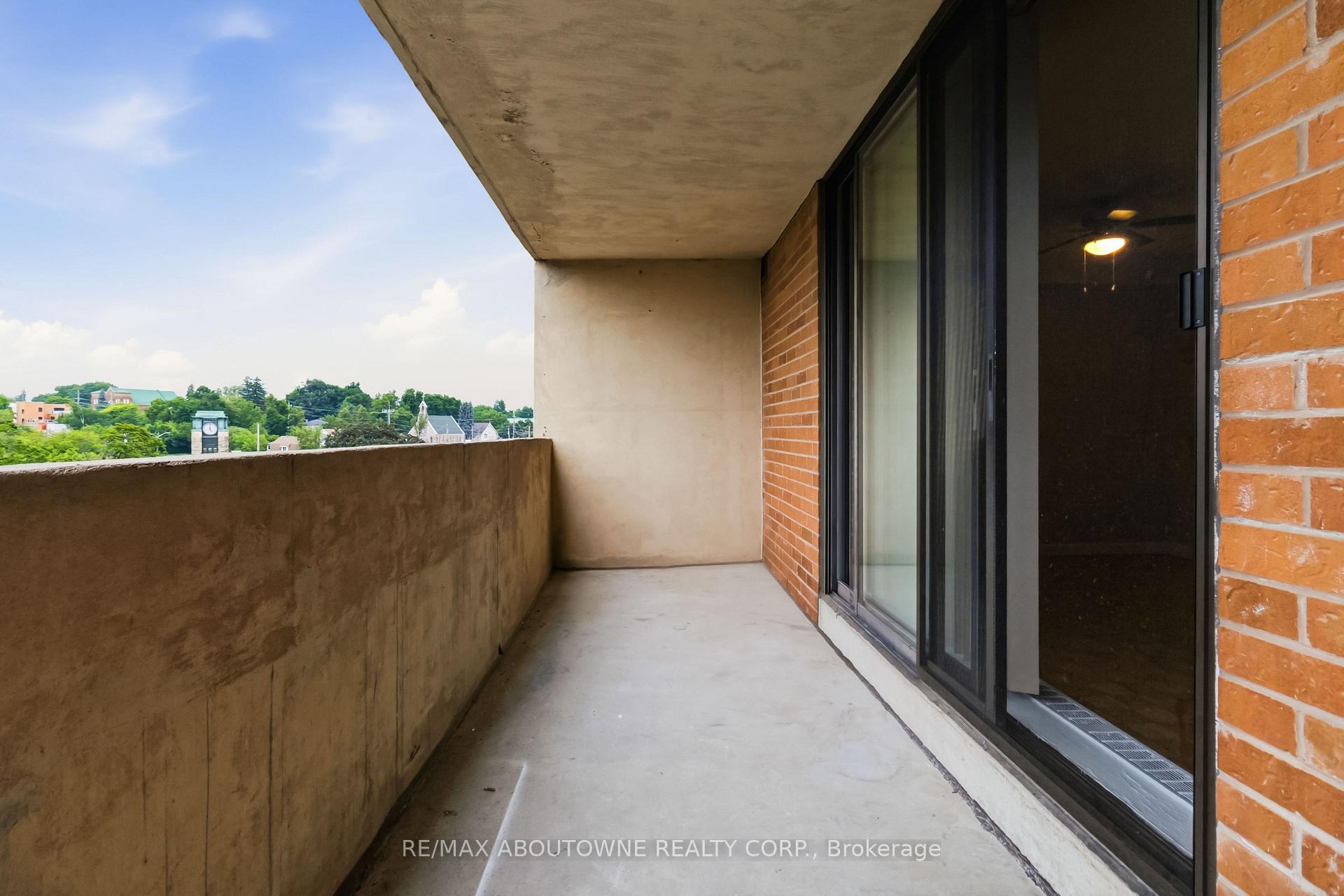 Photo 23 of Unit 705, 60 Park Avenue, Halton Hills, Georgetown — HOMEH