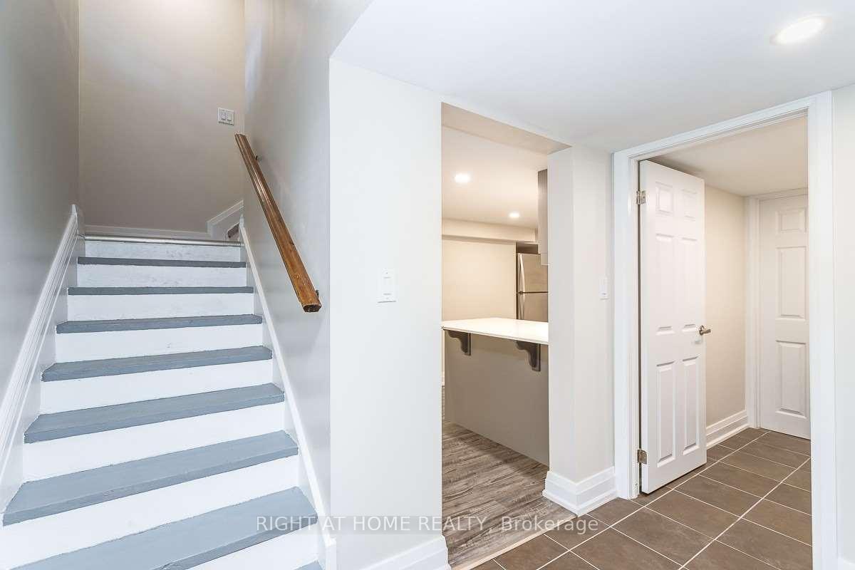 Photo 2 of Unit Unit C, 691 Simcoe Street, Oshawa, Centennial — HOMEH