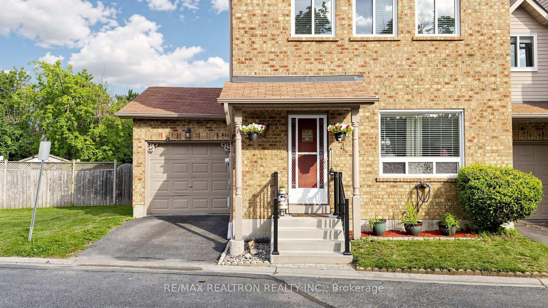 Photo 3 of Unit 4, 1640 Nichol Avenue, Whitby, Blue Grass Meadows — HOMEH