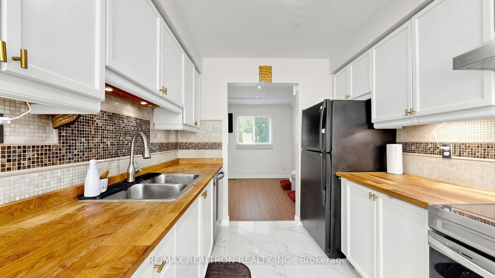 Photo 10 of Unit 4, 1640 Nichol Avenue, Whitby, Blue Grass Meadows — HOMEH