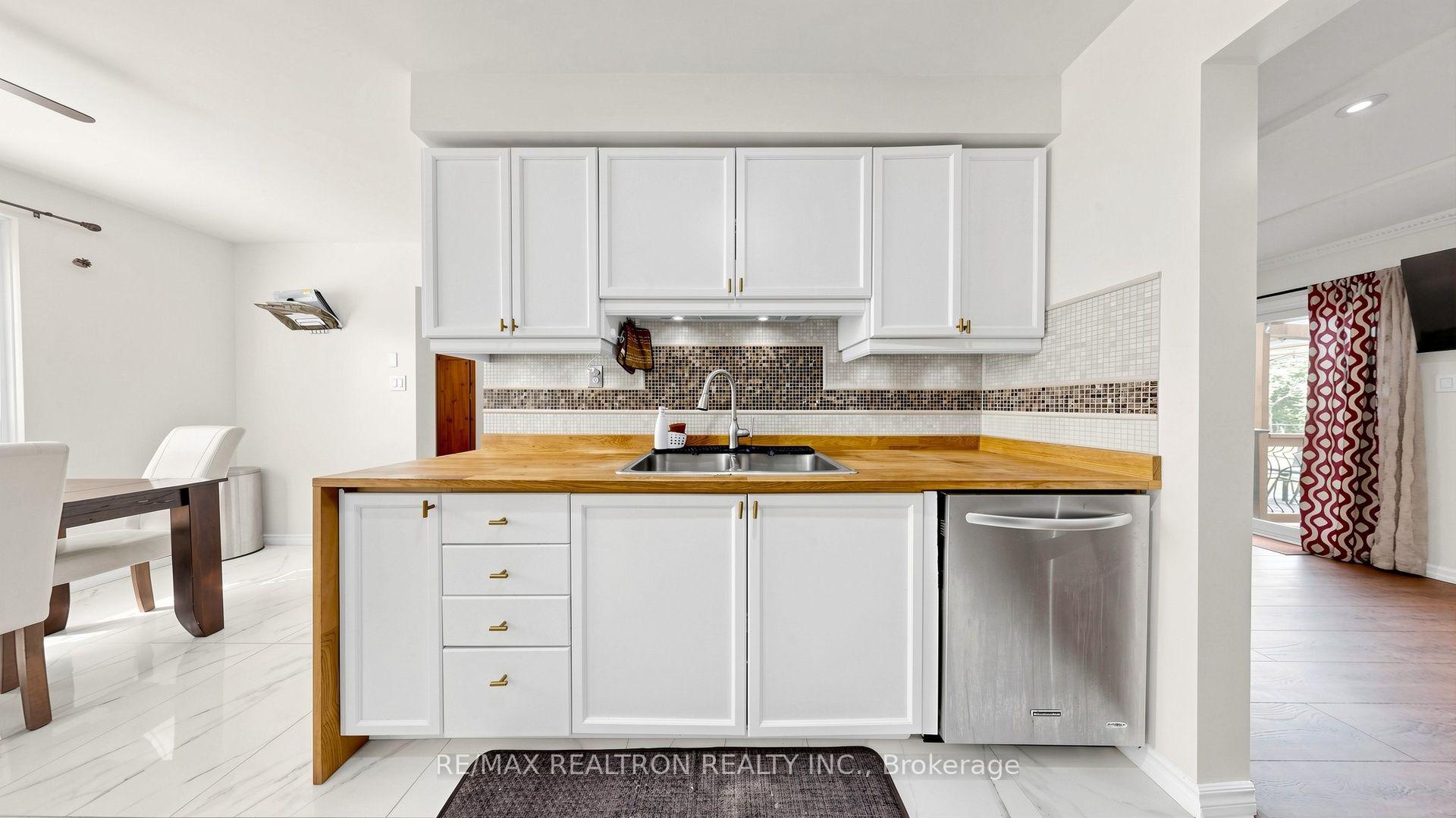 Photo 14 of Unit 4, 1640 Nichol Avenue, Whitby, Blue Grass Meadows — HOMEH