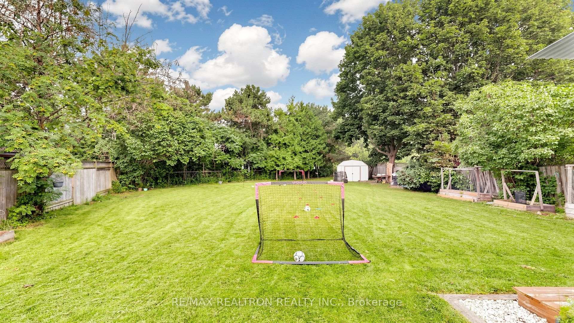 Photo 46 of Unit 4, 1640 Nichol Avenue, Whitby, Blue Grass Meadows — HOMEH