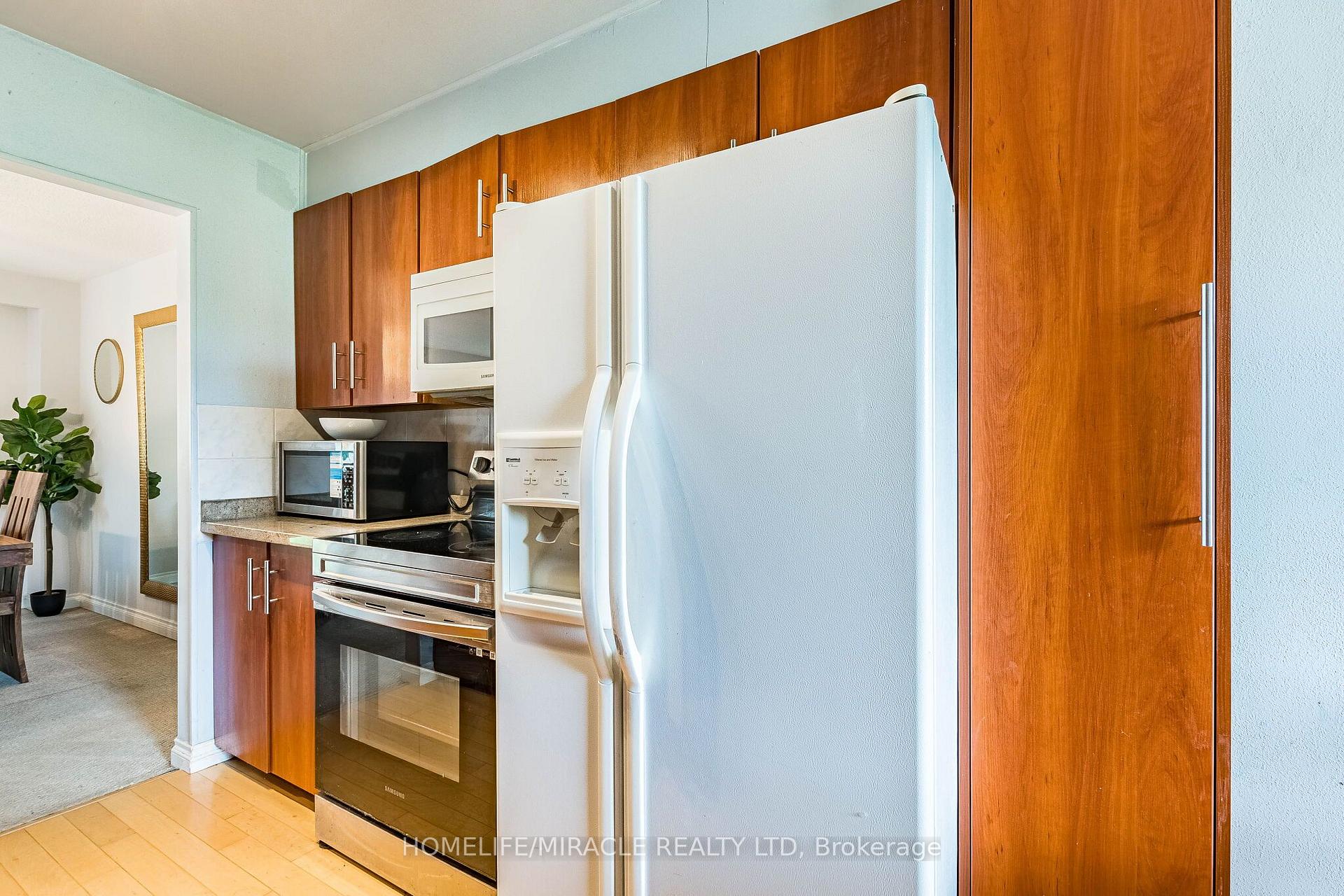Photo 15 of 2335 Council Ring Road, Mississauga, Erin Mills — HOMEH