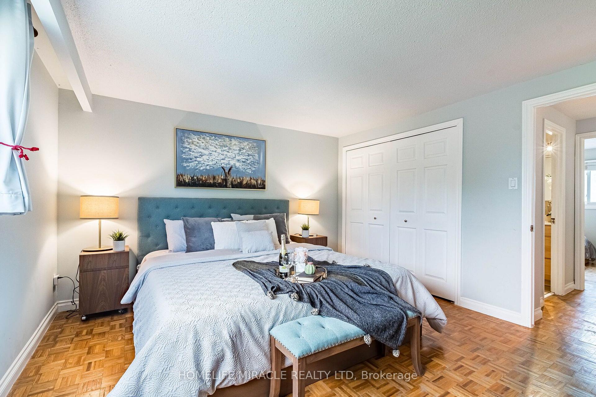 Photo 25 of 2335 Council Ring Road, Mississauga, Erin Mills — HOMEH