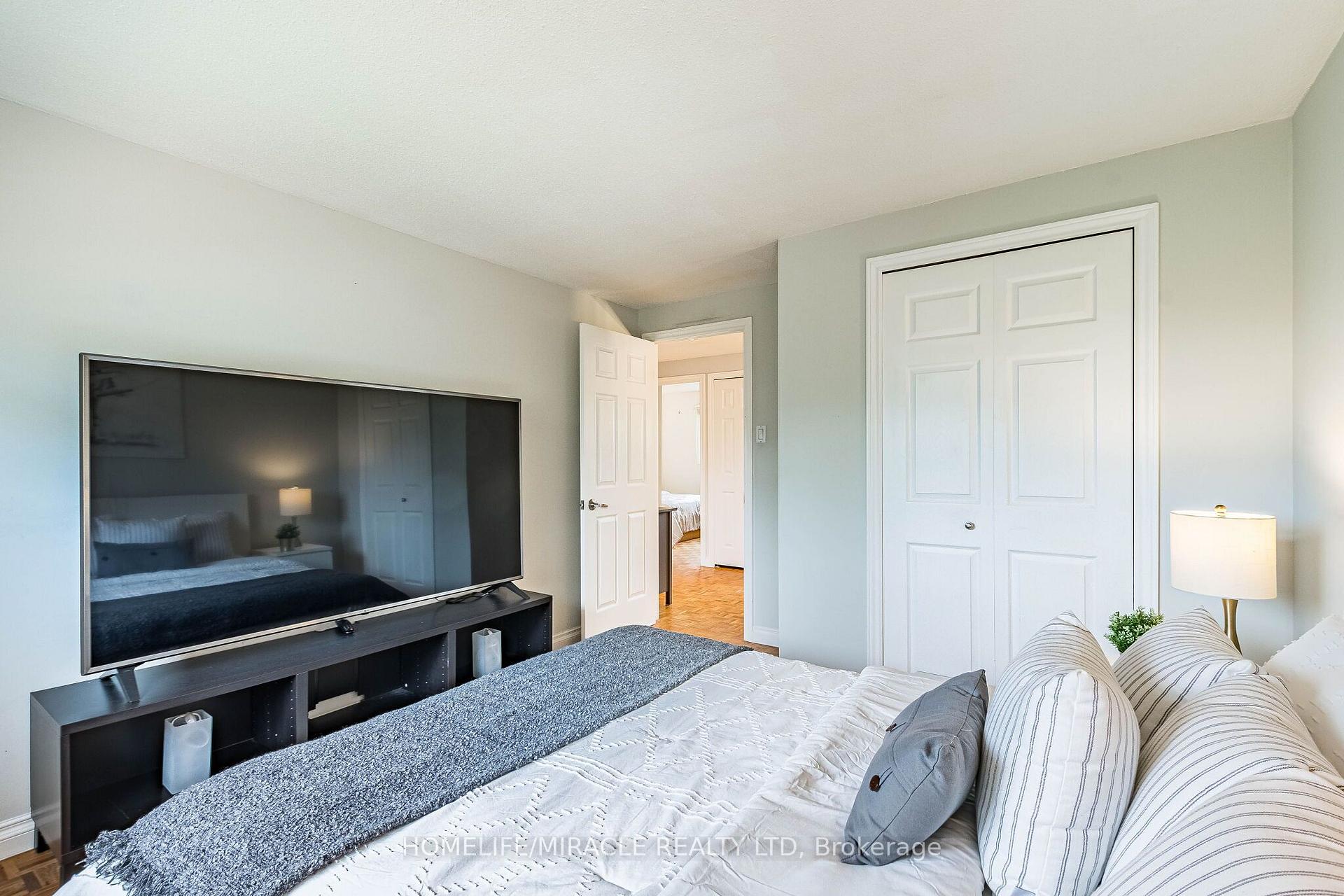 Photo 27 of 2335 Council Ring Road, Mississauga, Erin Mills — HOMEH