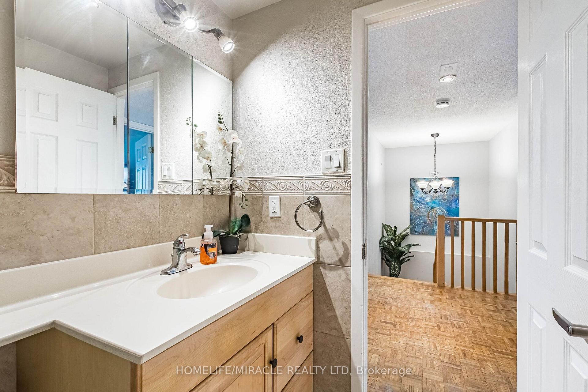Photo 32 of 2335 Council Ring Road, Mississauga, Erin Mills — HOMEH