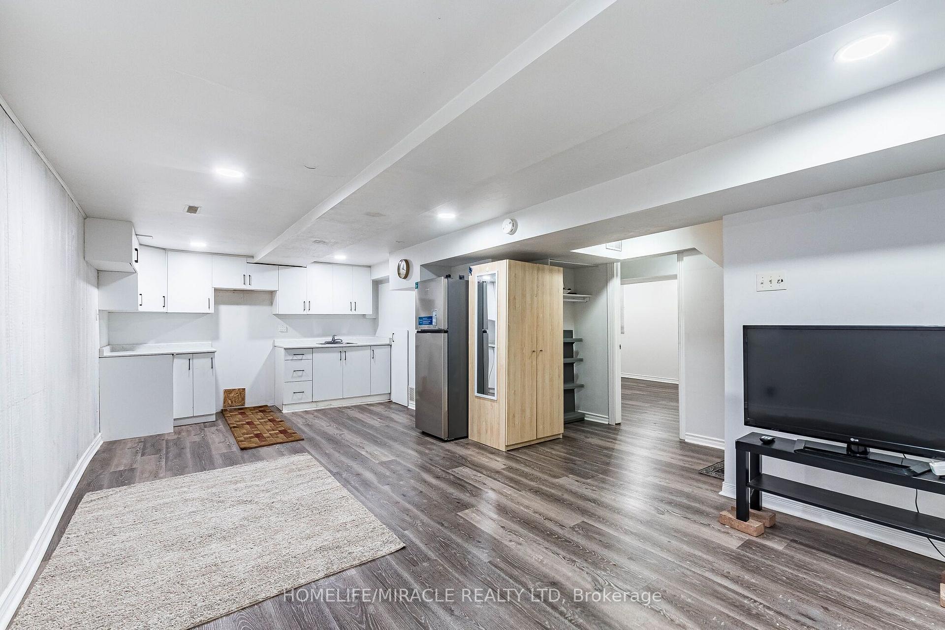 Photo 34 of 2335 Council Ring Road, Mississauga, Erin Mills — HOMEH
