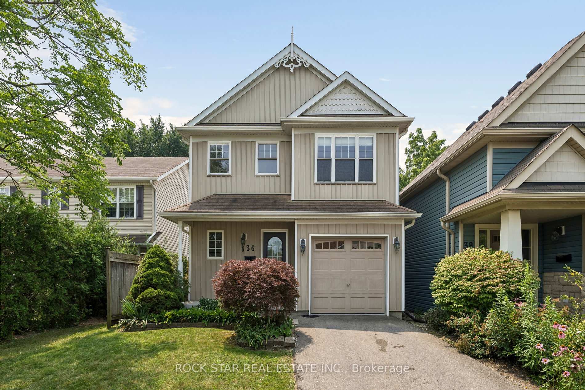 Front of 36 Chicory Crescent