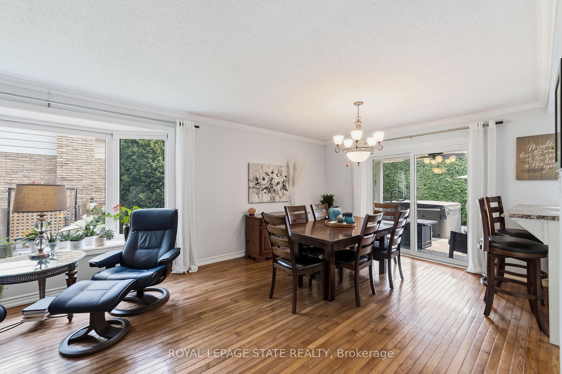 Photo 13 of 1 Banburry Crescent, Grimsby, Grimsby Beach — HOMEH