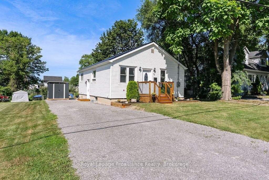 Photo 1 of 76 Wright Avenue, Belleville, Belleville Ward — HOMEH