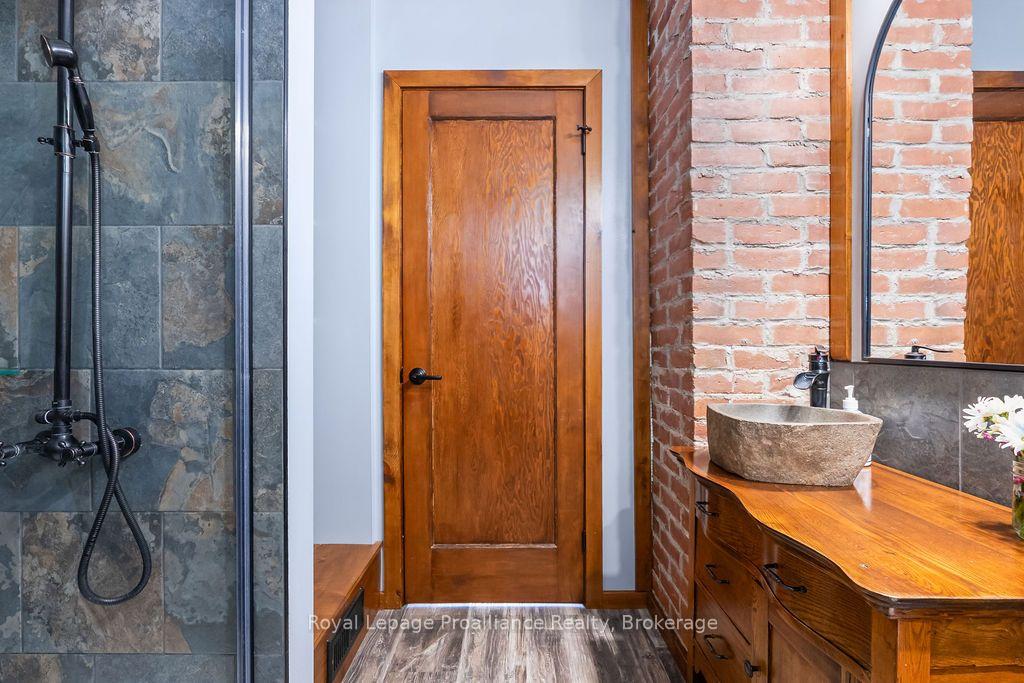 Photo 23 of 76 Wright Avenue, Belleville, Belleville Ward — HOMEH