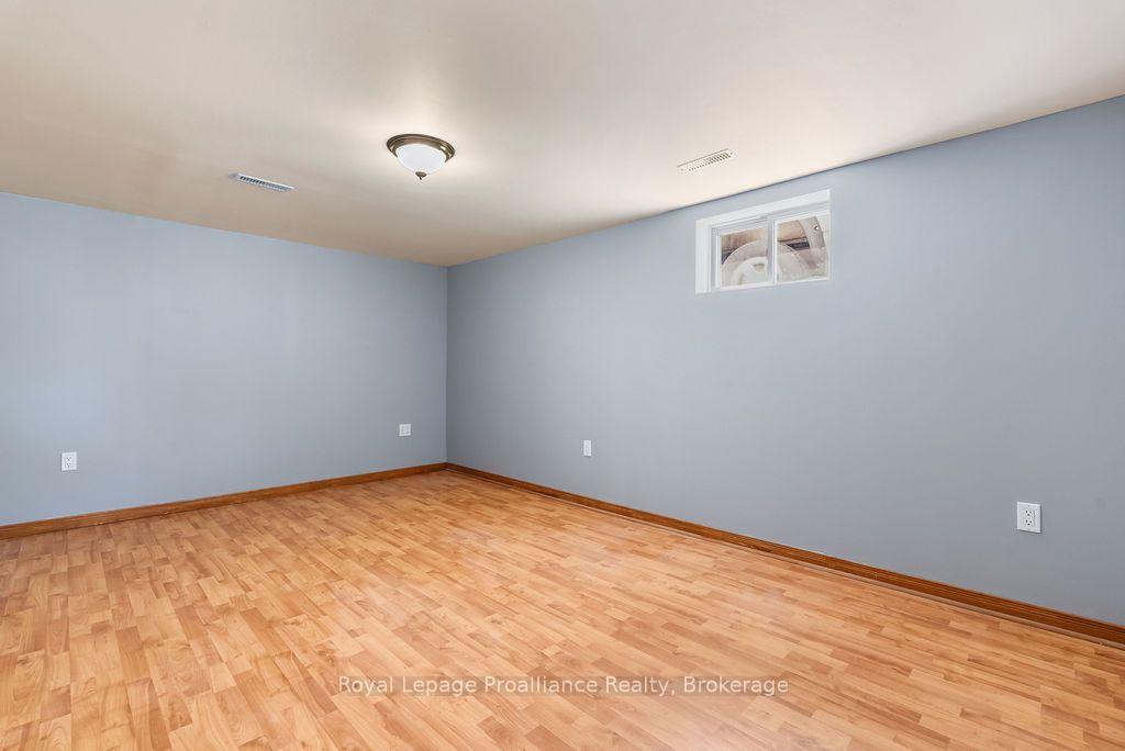 Photo 24 of 76 Wright Avenue, Belleville, Belleville Ward — HOMEH