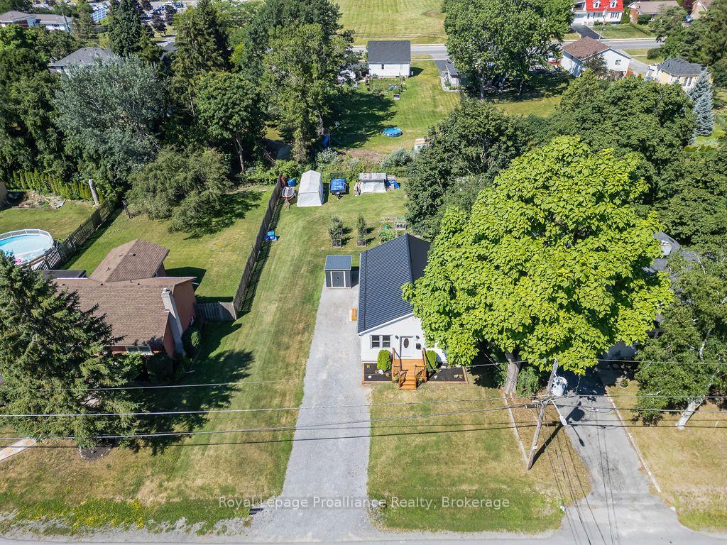 Photo 35 of 76 Wright Avenue, Belleville, Belleville Ward — HOMEH