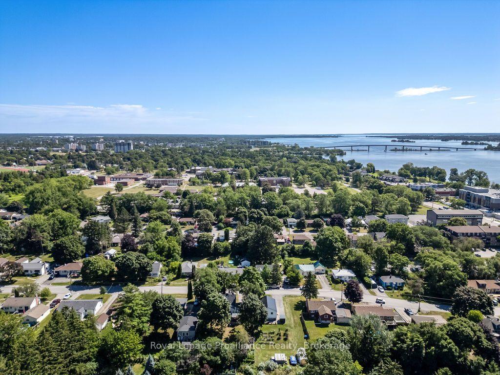Photo 38 of 76 Wright Avenue, Belleville, Belleville Ward — HOMEH