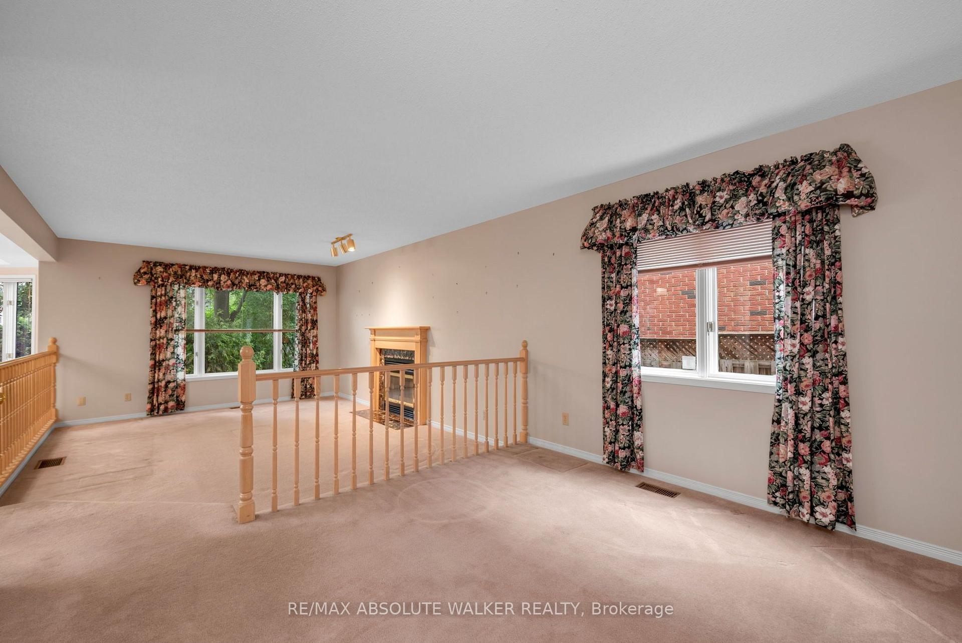 Photo 17 of 268 Pine Hill Drive, Ottawa, Kanata - Bridlewood — HOMEH