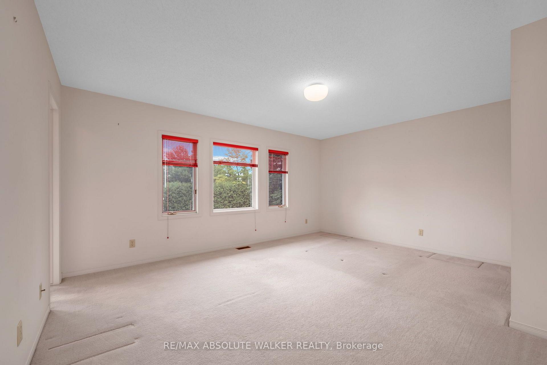 Photo 25 of 268 Pine Hill Drive, Ottawa, Kanata - Bridlewood — HOMEH
