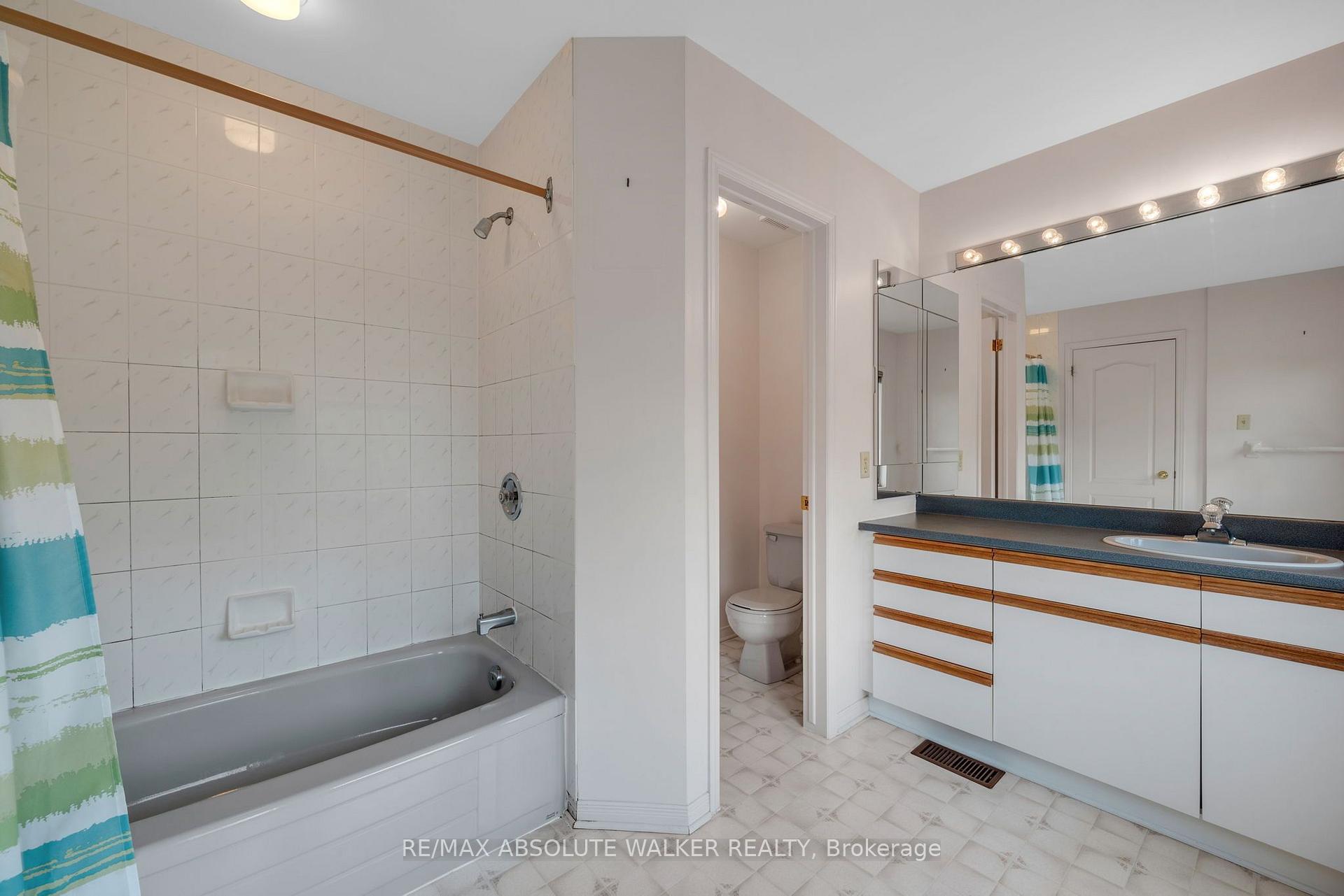 Photo 28 of 268 Pine Hill Drive, Ottawa, Kanata - Bridlewood — HOMEH