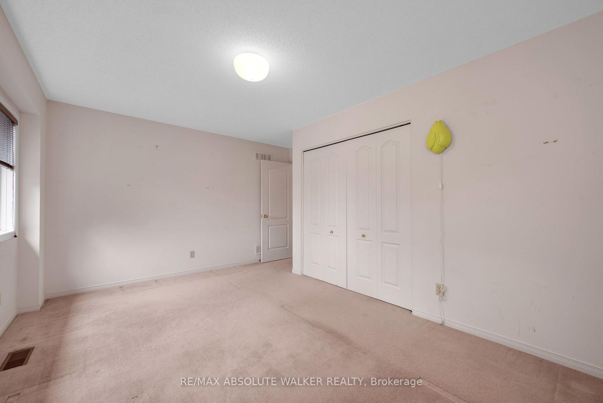 Photo 34 of 268 Pine Hill Drive, Ottawa, Kanata - Bridlewood — HOMEH