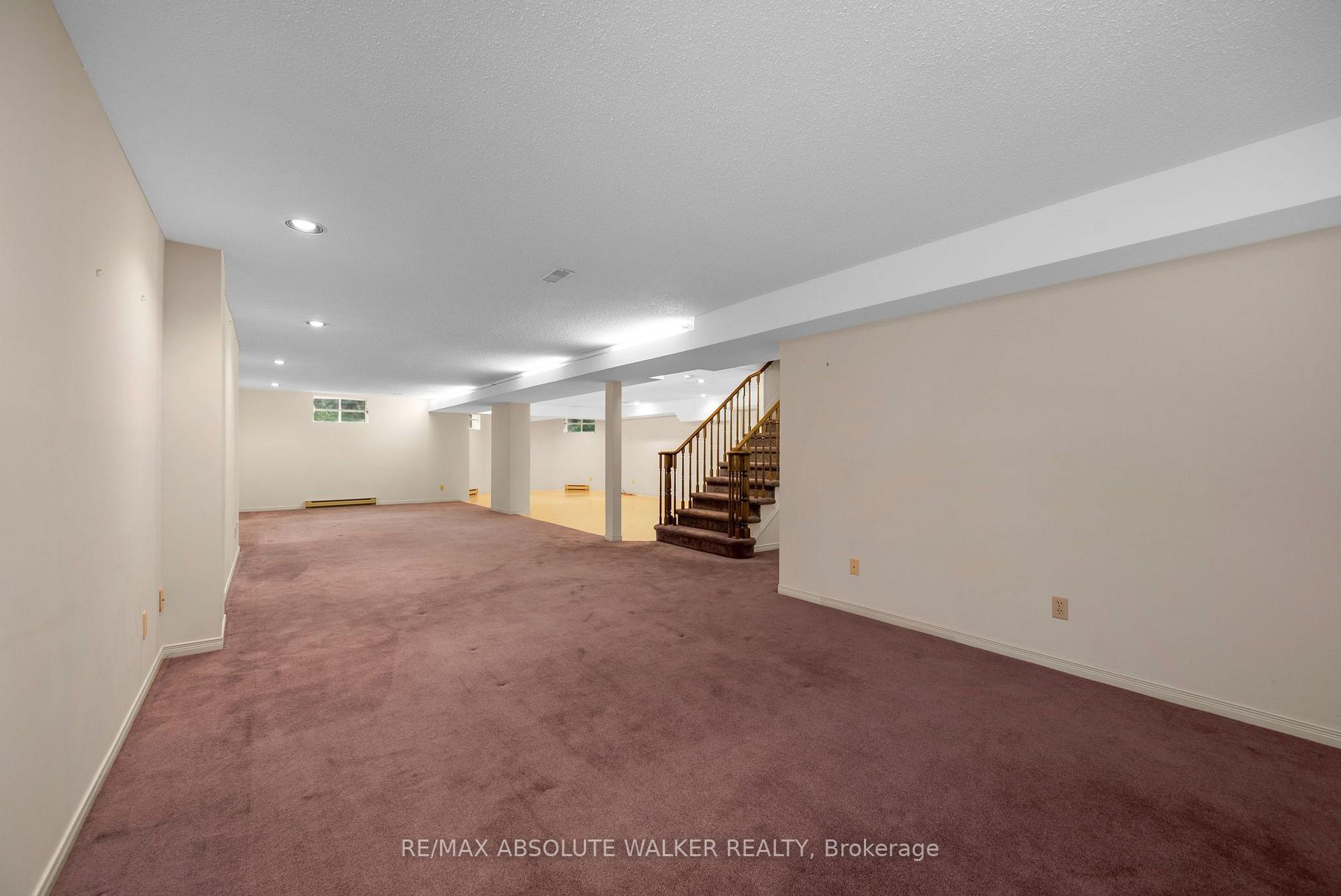 Photo 36 of 268 Pine Hill Drive, Ottawa, Kanata - Bridlewood — HOMEH
