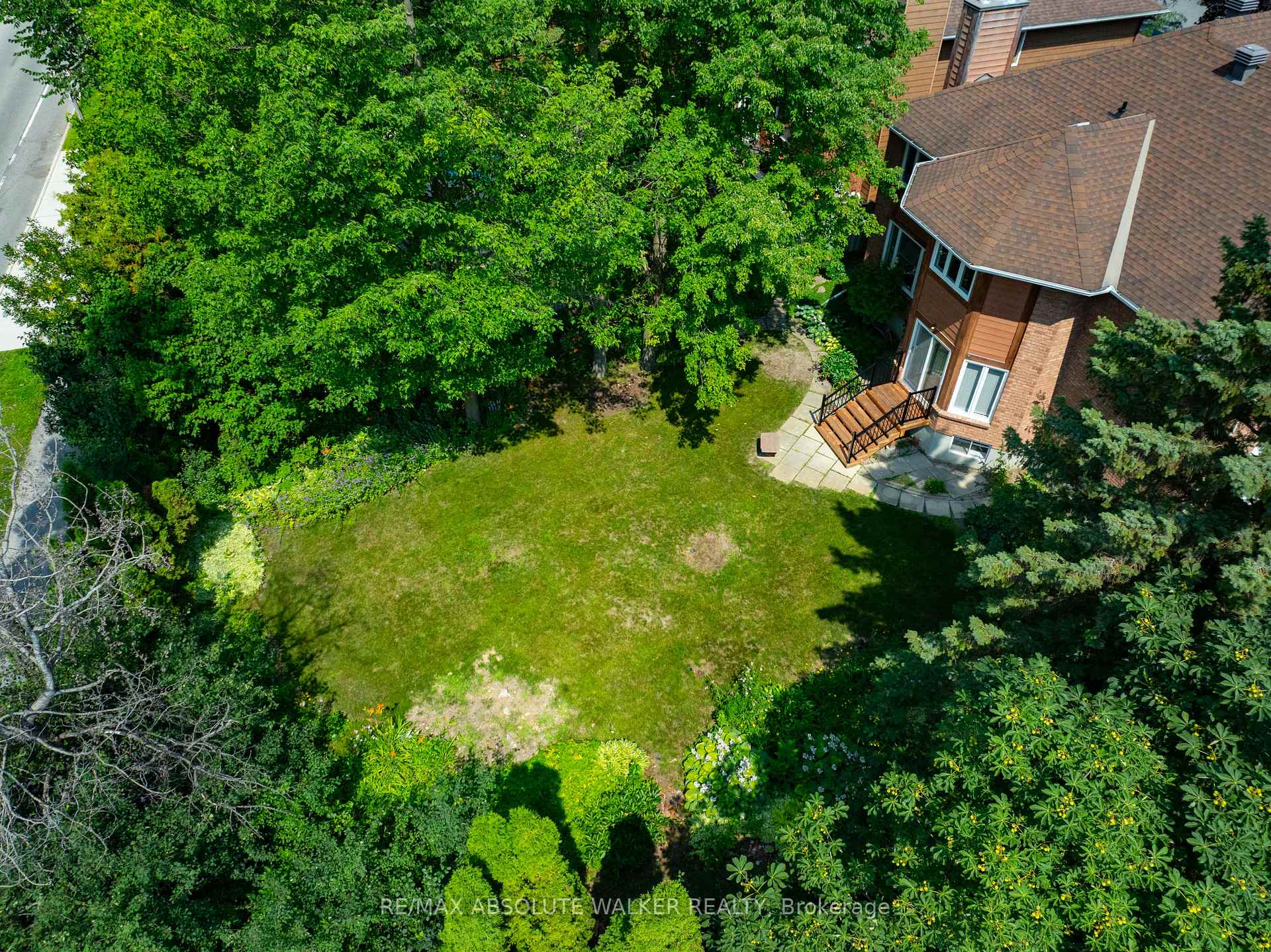 Photo 42 of 268 Pine Hill Drive, Ottawa, Kanata - Bridlewood — HOMEH