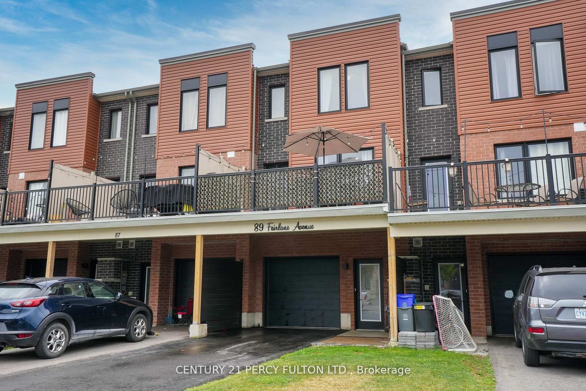 Photo 2 of 89 Fairlane Avenue, Barrie, Painswick South — HOMEH