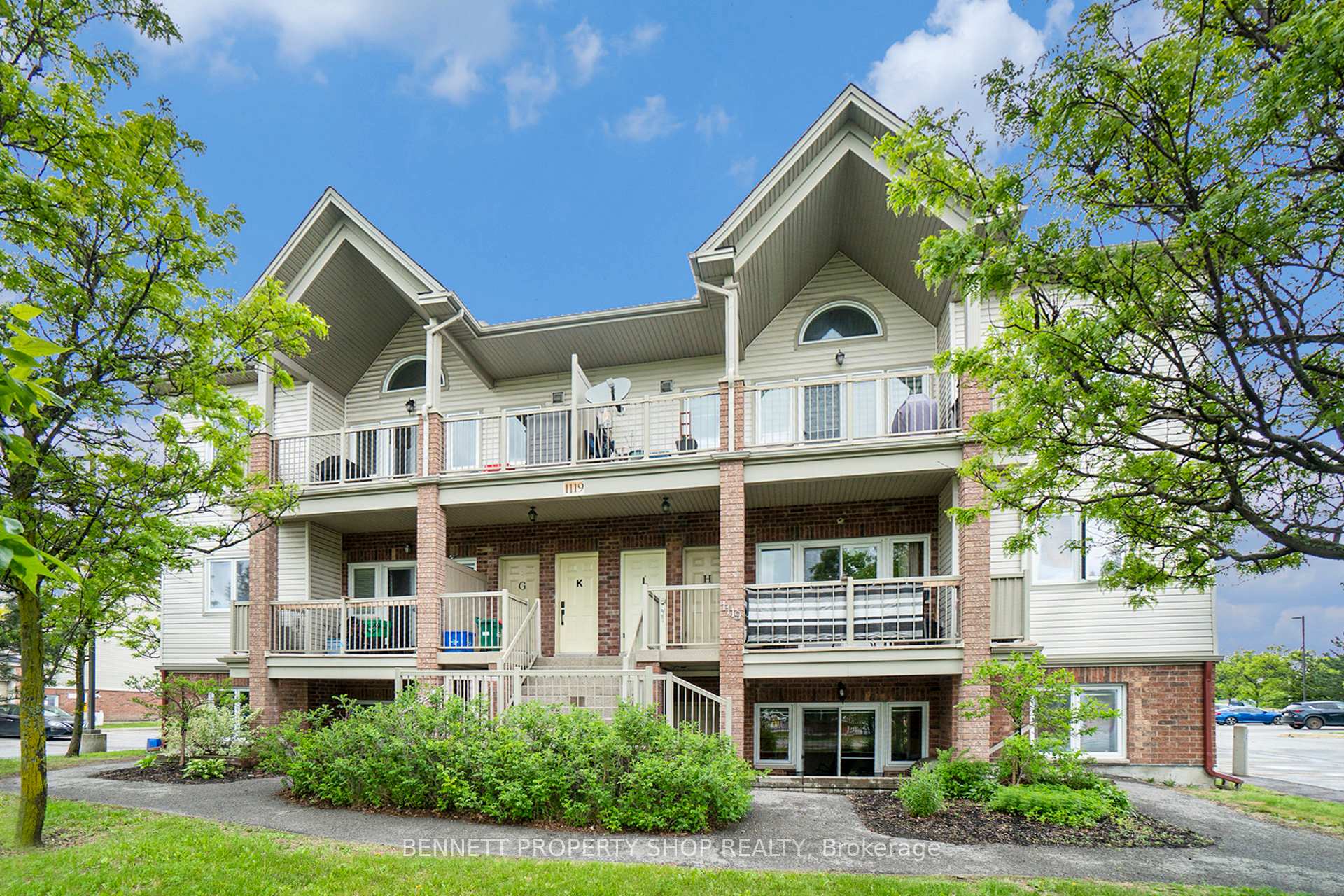 Photo of Unit D, 1119 Stittsville Main Street