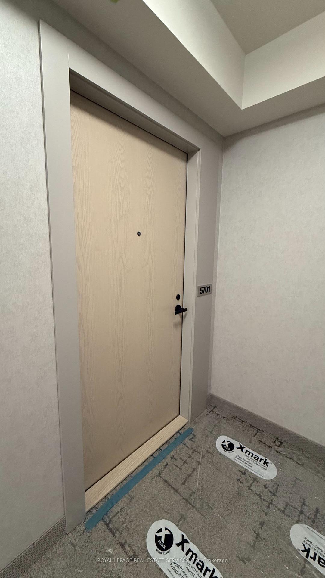 Photo 8 of Unit 5701, 225 Commerce Street, Vaughan, Vaughan Corporate Centre — HOMEH